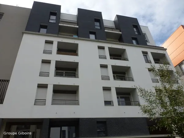 A LOUER - AGENCE GIBOIRE - APPARTEMENT T2 - RENNES / Beauregard