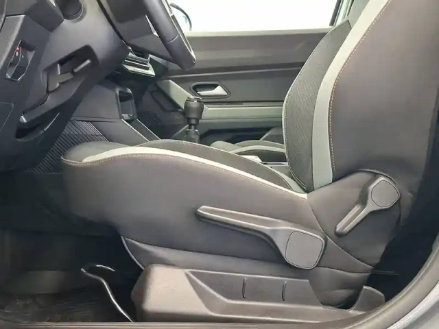 Dacia Duster eco-g 100 — photo 29