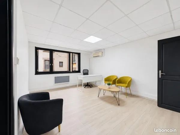Service bureaux 133 m²