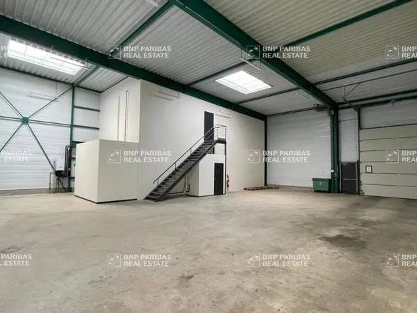 Local d'activité 430 m²