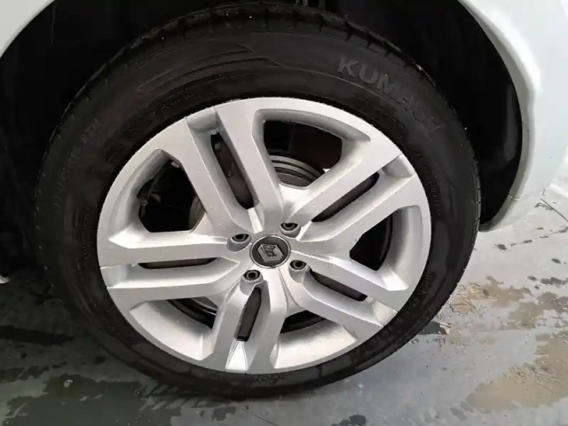 Renault Clio dci 75 e6c — photo 17