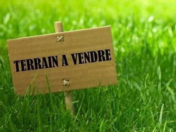 Terrain 1000 m²