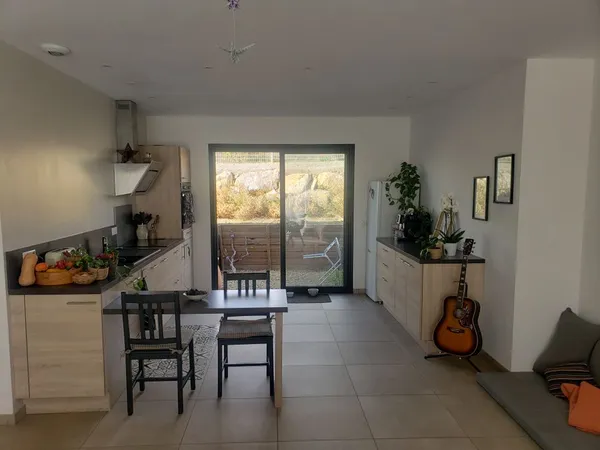 Chambre de 11m2 à louer sur Pailhès