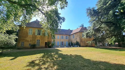 Château 21 pièces 909 m²