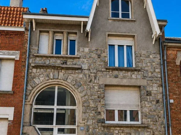 Maison de ville 7 pièces 170 m²