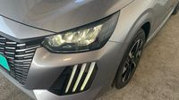 Peugeot 208 e-208 136ch 50 kWh Allure — photo 17