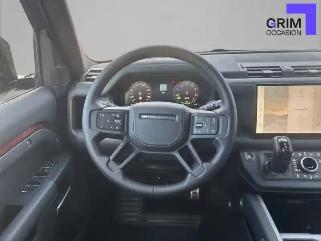 Land Rover Defender 110 p300e phev bva8 — photo 6