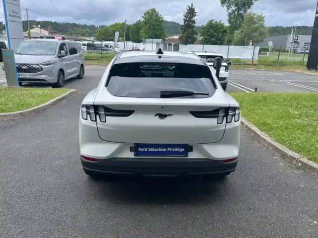 Ford Mustang 268ch standard range 73kwh propulsion — photo 25