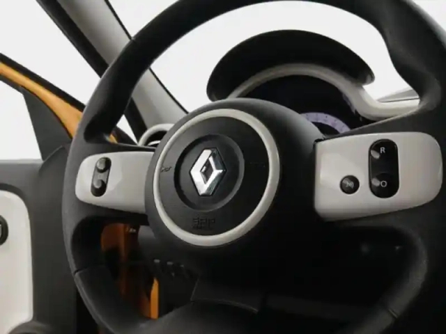 Renault Twingo e-tech electric equilibre r80 achat intégral — photo 15