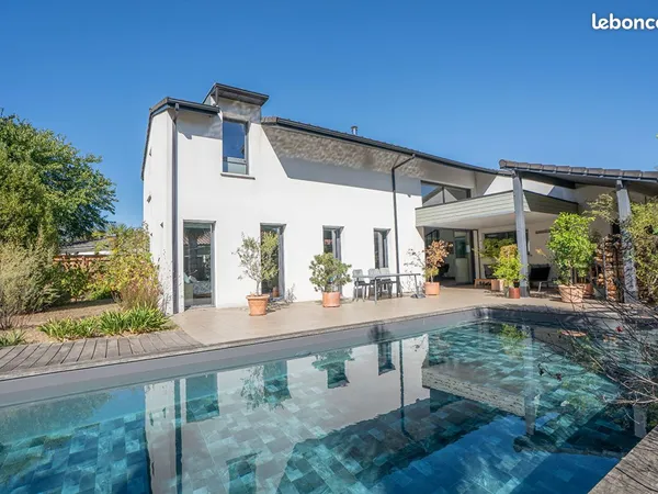 Maison 6 pièces 148 m²