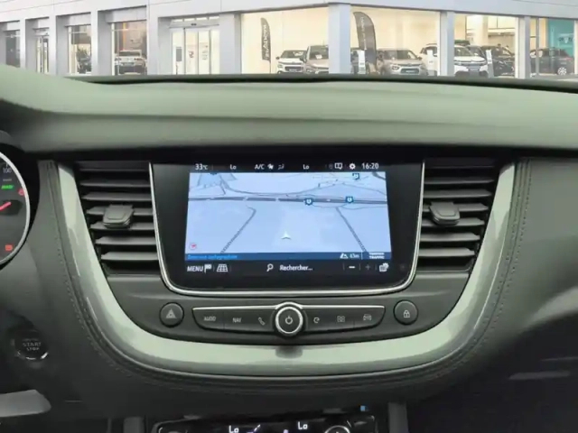 Opel Grandland X hybrid 225 ch bva8 edition — photo 22