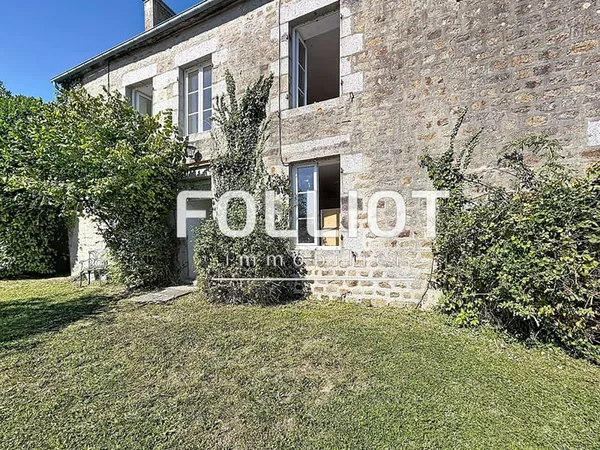 Maison 5 pièces à vendre à Vernix - Réf 12828TO