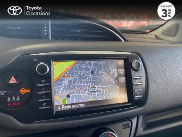 Toyota Yaris 70 vvt-i france business 5p — photo 3