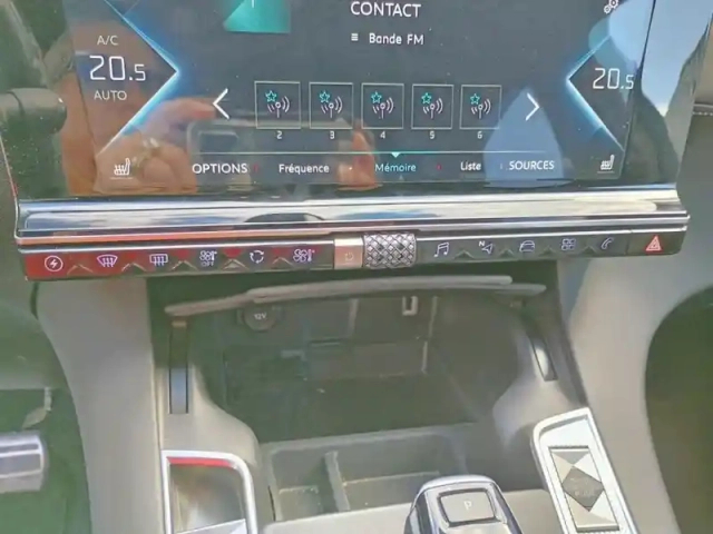 Ds Ds 7 ds7 crossback hybride e-tense 300 eat8 4x4 louvre — photo 13