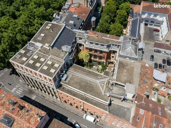 Immeuble de rapport 4779 m²
