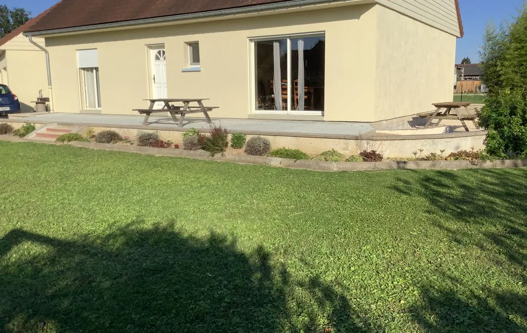 Photo 1