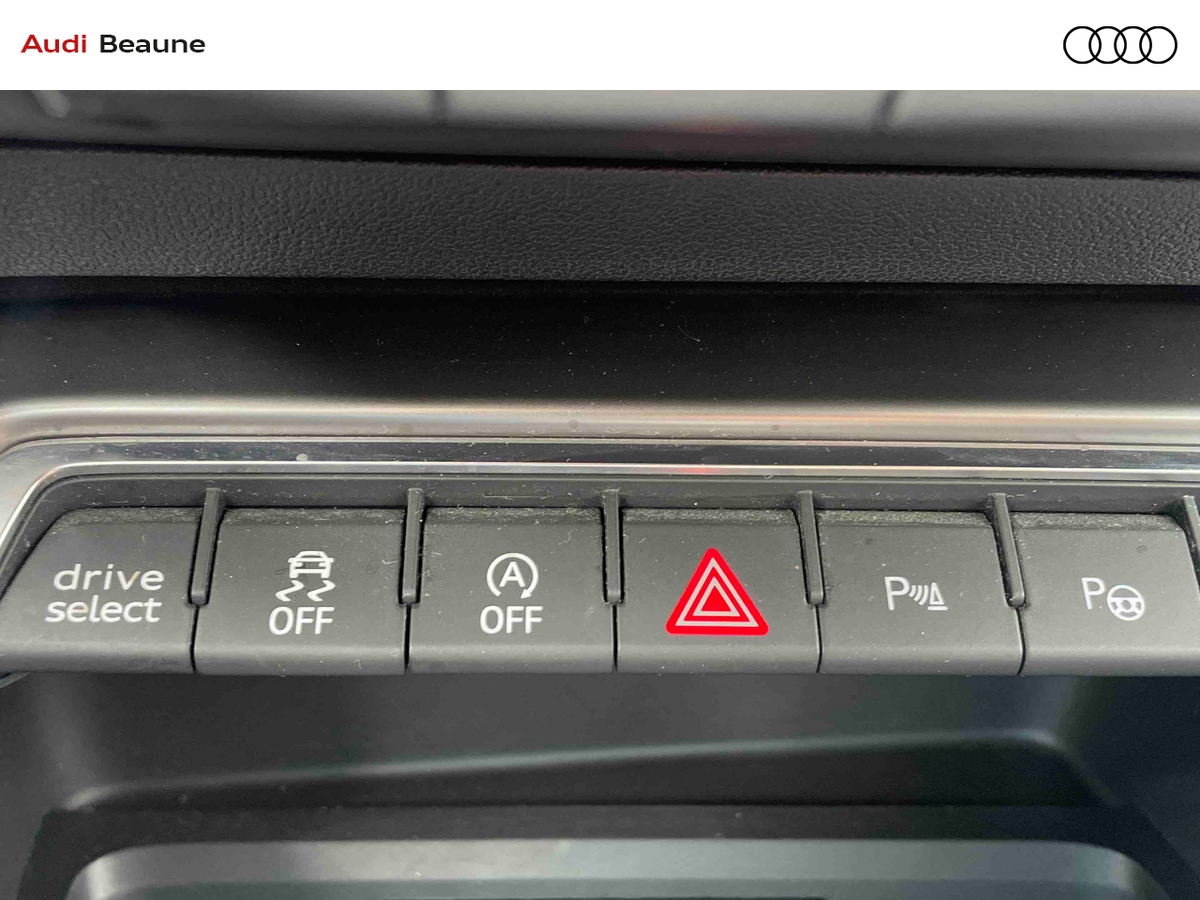 Audi A3 Sportback 35 TFSI Mild Hybrid 150 S tronic 7 — photo 30