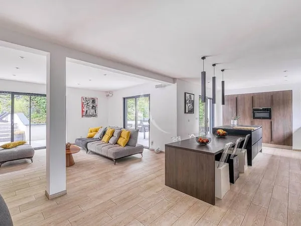 Maison 7 pièces 175 m²