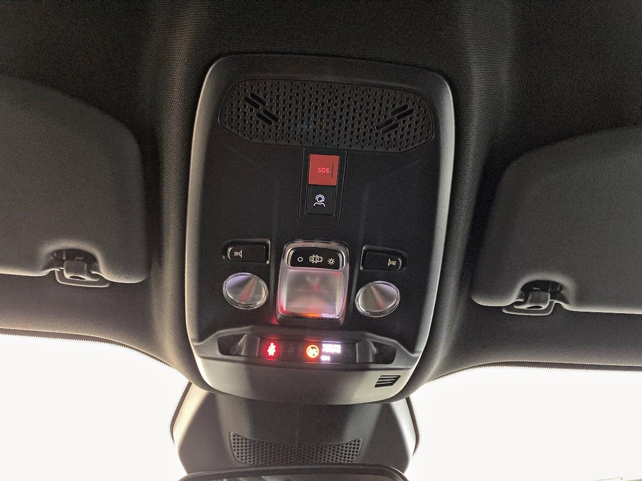 Peugeot 2008 hybrid 145 ch e-dcs6 allure — photo 19