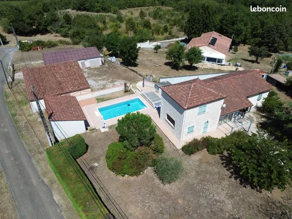 Belle propriété avec piscine