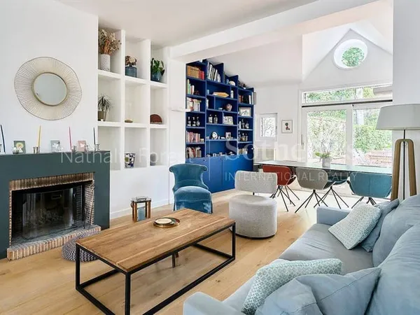Maison 6 pièces 190 m²