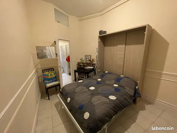 Studio 20 m² - Fontainebleau centre - RDC sur cour au calme
