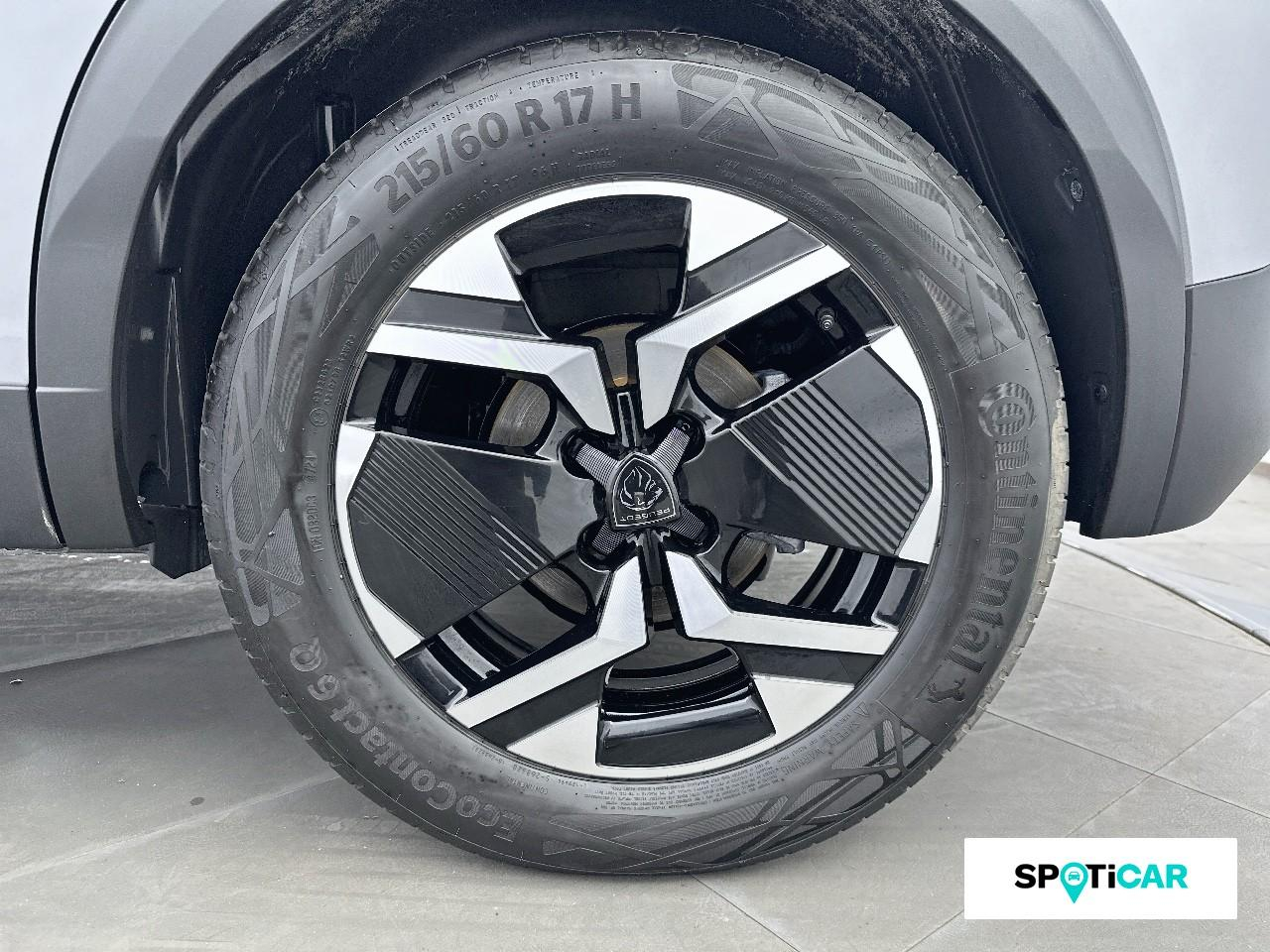 Peugeot 2008 e-2008 156ch 54 kwh allure — photo 11