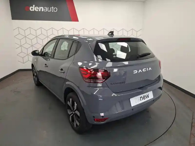 Dacia Sandero tce 90 gsr2 — photo 3