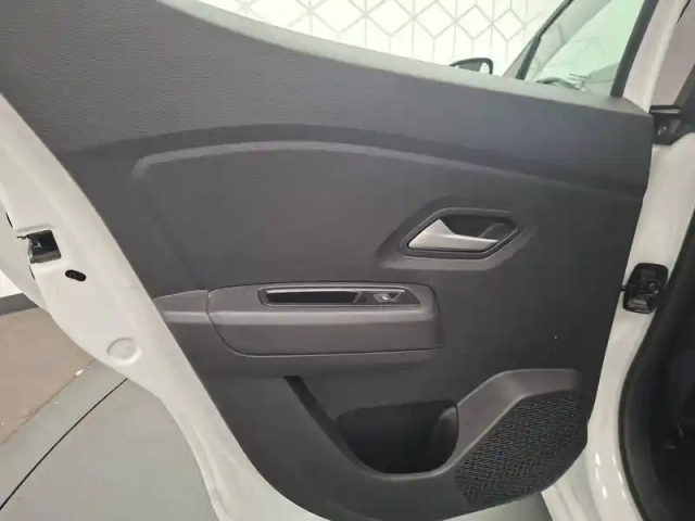 Dacia Sandero eco-g 100 — photo 22