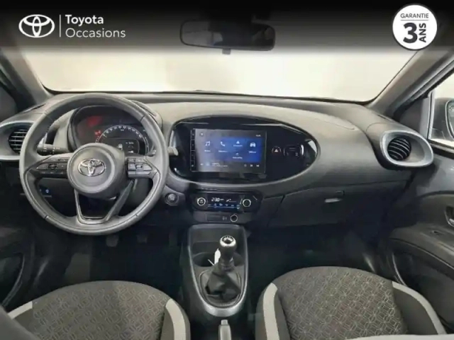 Toyota Aygo X 1.0 vvt-i 72ch design my24 — photo 8
