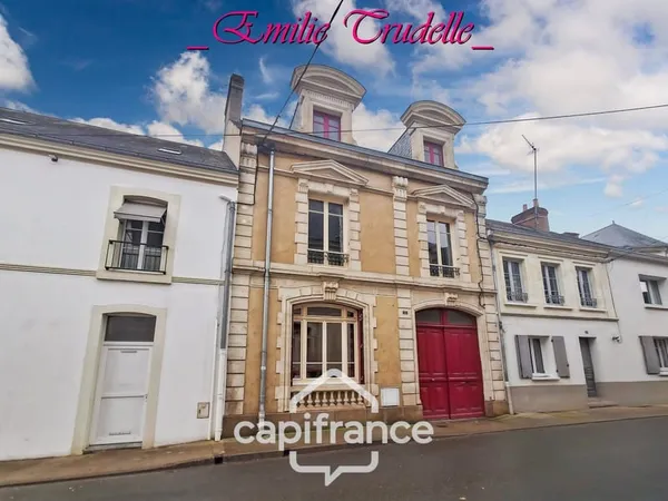 Maison à vendre 5 pièces (72) 125 m² -3/5 chambres - jardin clos 300 m² - dépendances - Saint-Calais
