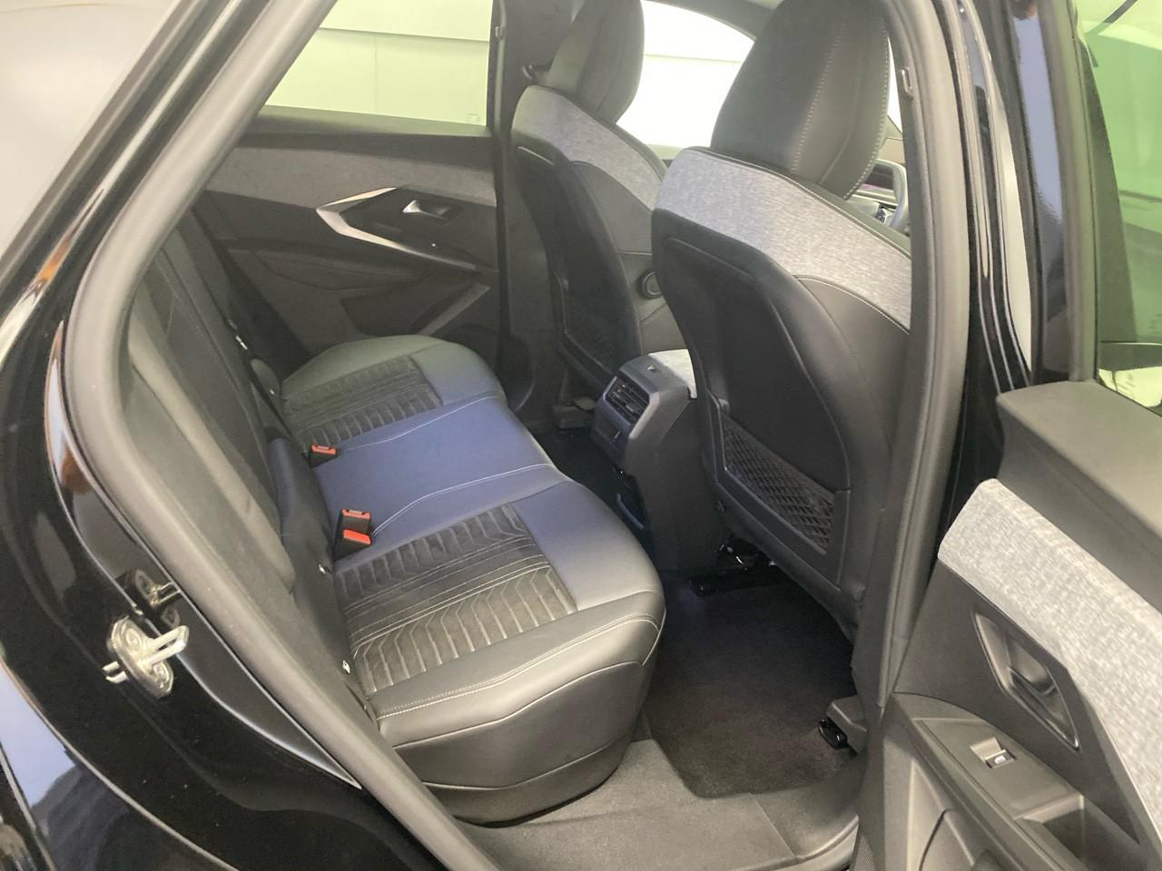 Peugeot 3008 hybrid 136 e-dcs6 gt — photo 24