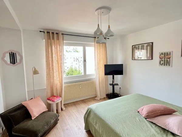 à louer - superbe f1 meublé de 35 m² avec balcon - strasbourg neudorf