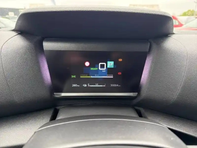 Citroën C4 e- 136 ch automatique — photo 10