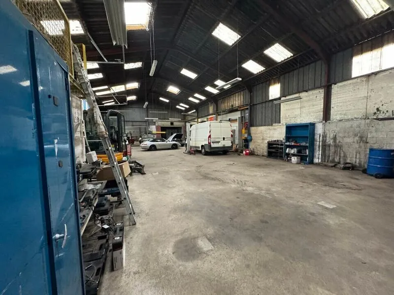 Photo 1