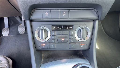 Audi Q3 2.0 TDI 140 Quattro - Ambition Luxe – 2013 – 143355 km – Diesel – Boîte Manuelle — photo 15