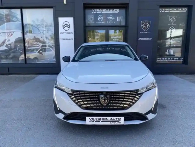 Peugeot 308 iii puretech 130 s&amp;s allure — photo 17