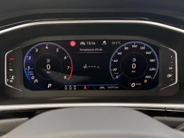 Volkswagen T-Roc 1.5 tsi evo2 150ch r-line dsg7 — photo 17
