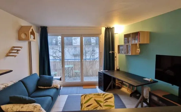 2 pièces meublé 41m2 balcon métro Ecole Vétérinaire