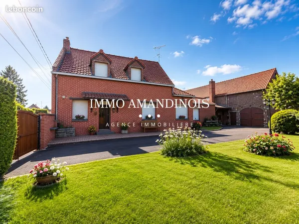 Longère 5 pièces 130 m²