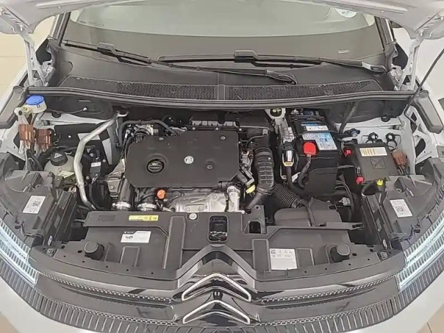 Citroën C5 Aircross bluehdi 130 eat8 — photo 26