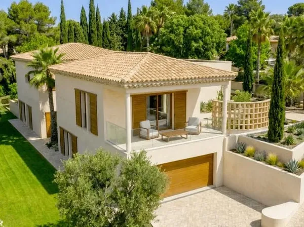 Référence : 7411-LES - CASA SOLSTICE - PROPRIÉTÉ DE PRESTIGE DANS UN ÉCRIN DE VERDURE PROCHE PLAGES 