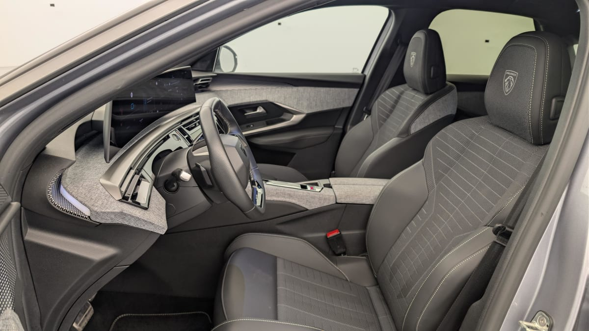 Peugeot 3008 — photo 16