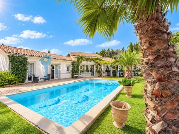 MAISON T4 145 M2 AVEC DEPENDANCE T3 60 M2 SUR UN TERRAIN DE