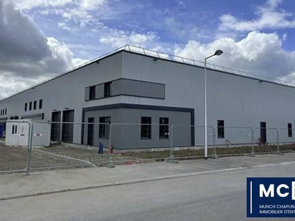 Local d'activité 2518 m²