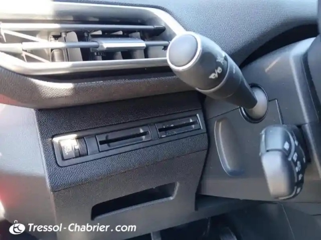 Peugeot 3008 puretech 130ch s&amp;s bvm6 allure — photo 30