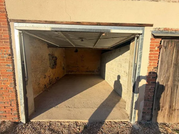 Parking 15 m²