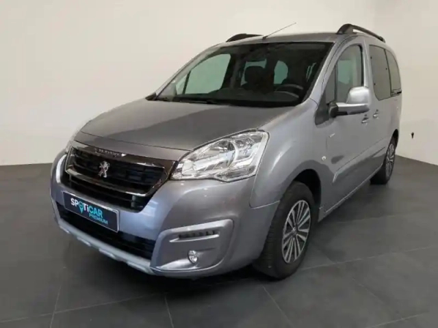 Peugeot Partner tepee 1.2 110 regulateur bluetooth clim