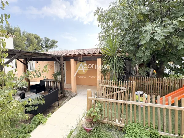 Toulon-4 chemins des Routes-Maison 2 chambres-Jardin