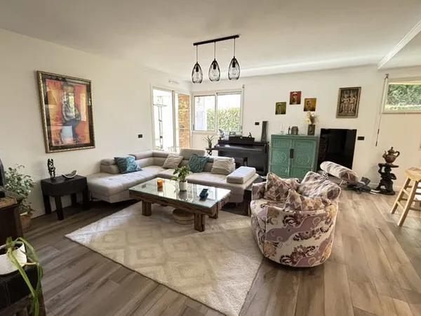 Appartement 4 pièces 135 m²